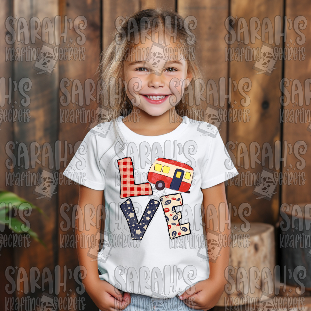 4th of July Camper LOVE PNG